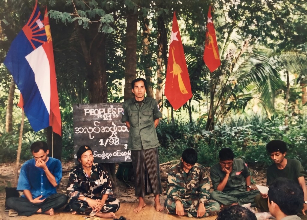 ပဒိုဇော်နောင်နှင့်တော်လှန်ရေးအတွေ့အကြုံများ အပိုင်း(၁) မှ အပိုင်း(၁၅) အထိ